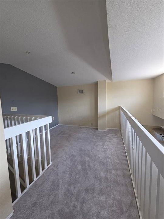 For Rent: $1,450 (1 beds, 1 baths, 951 Square Feet)