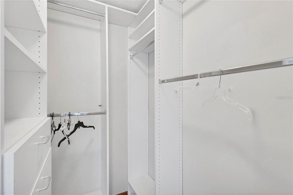 For Rent: $1,500 (2 beds, 2 baths, 960 Square Feet)