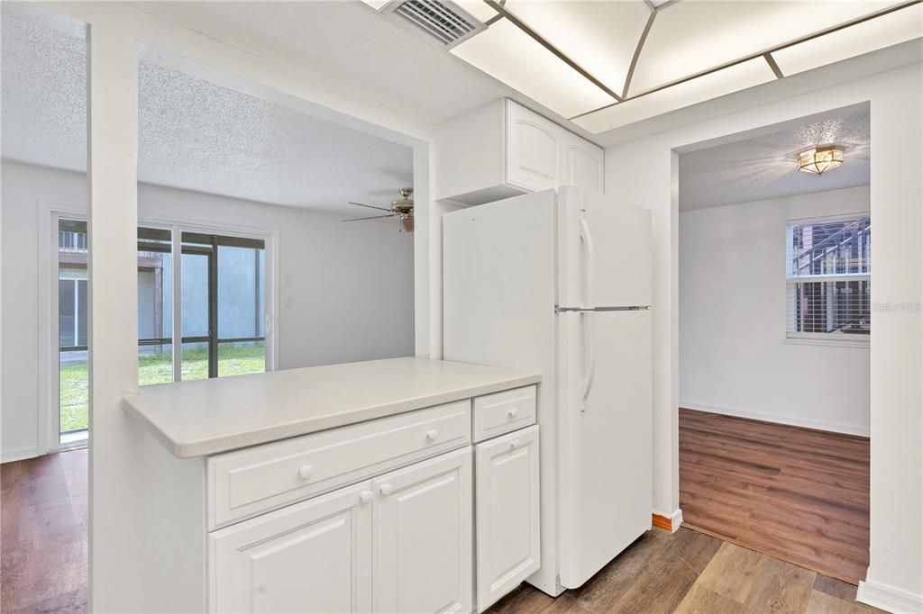 For Rent: $1,500 (2 beds, 2 baths, 960 Square Feet)