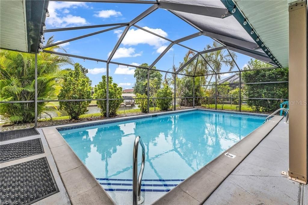 For Sale: $589,900 (3 beds, 2 baths, 1679 Square Feet)