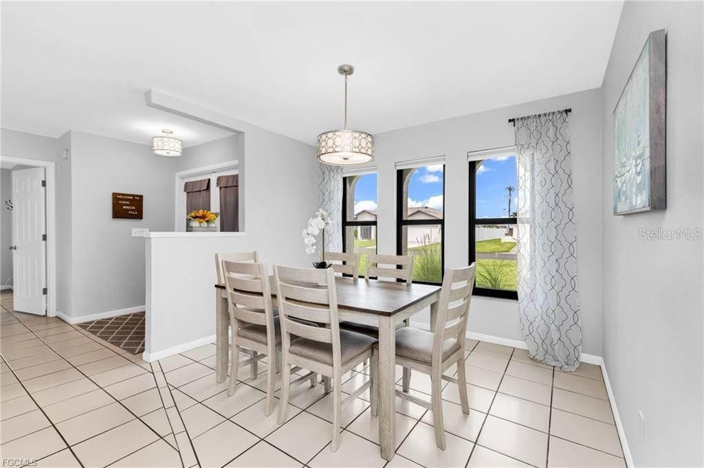 For Sale: $589,900 (3 beds, 2 baths, 1679 Square Feet)