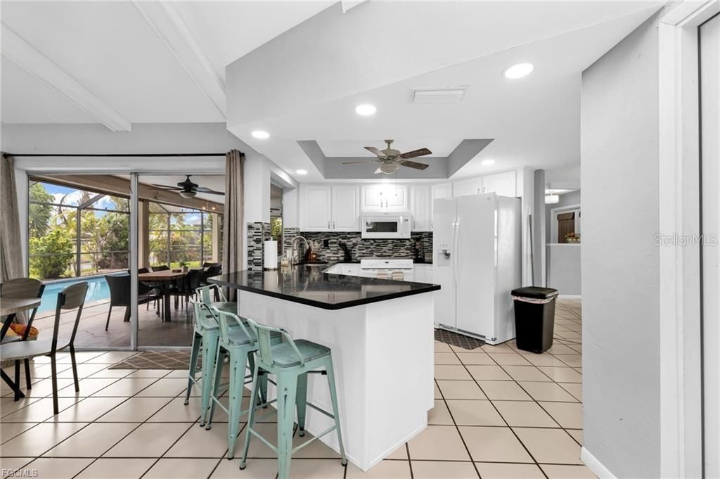 For Sale: $589,900 (3 beds, 2 baths, 1679 Square Feet)