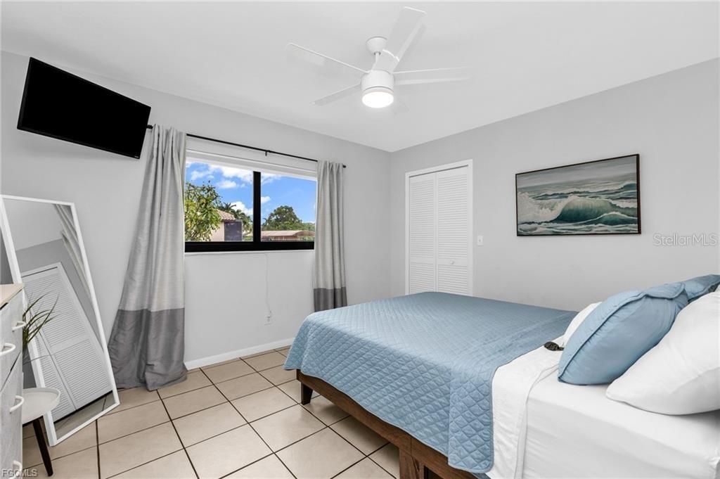 For Sale: $589,900 (3 beds, 2 baths, 1679 Square Feet)