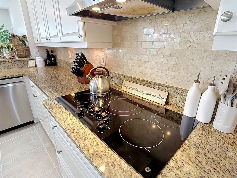 En Venta: $1,024,000 (4 camas, 4 baños, 3902 Pies cuadrados)