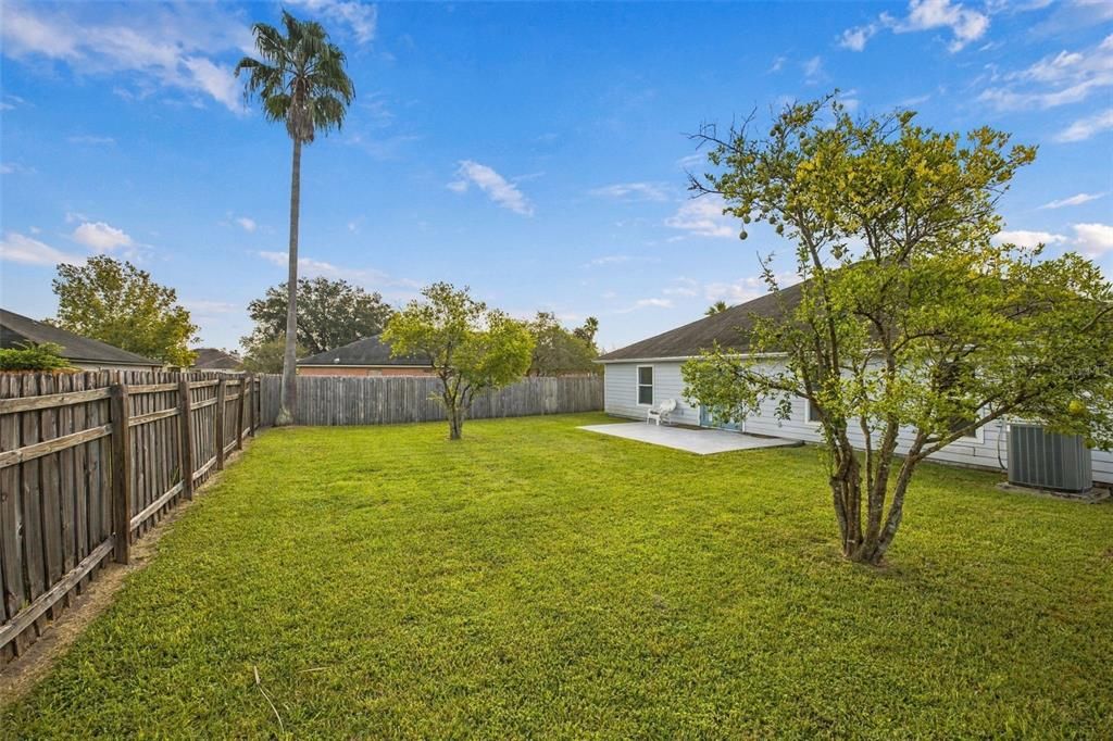 For Sale: $345,000 (3 beds, 2 baths, 1887 Square Feet)