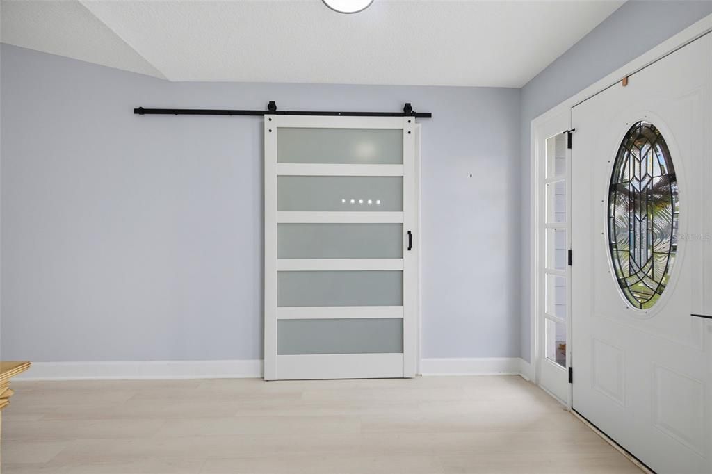 For Sale: $345,000 (3 beds, 2 baths, 1887 Square Feet)