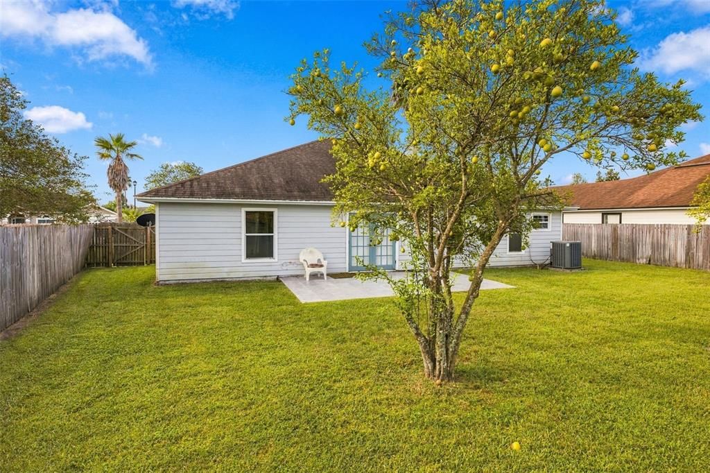 For Sale: $345,000 (3 beds, 2 baths, 1887 Square Feet)