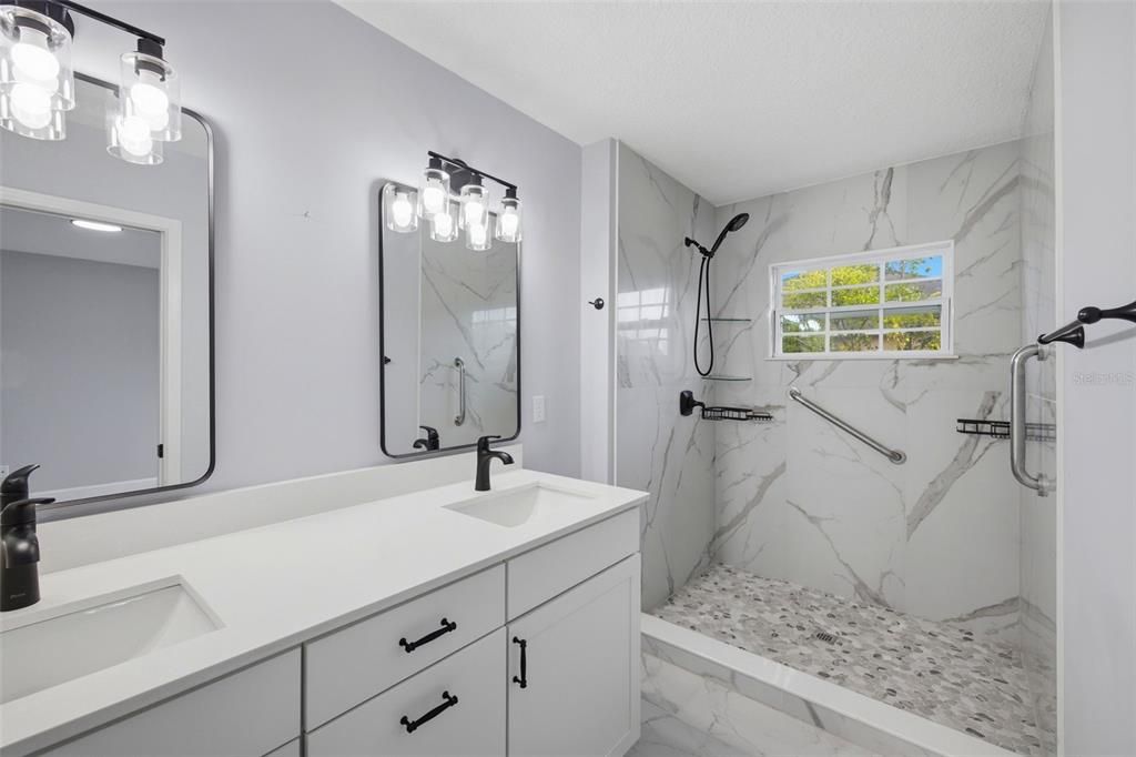 For Sale: $345,000 (3 beds, 2 baths, 1887 Square Feet)