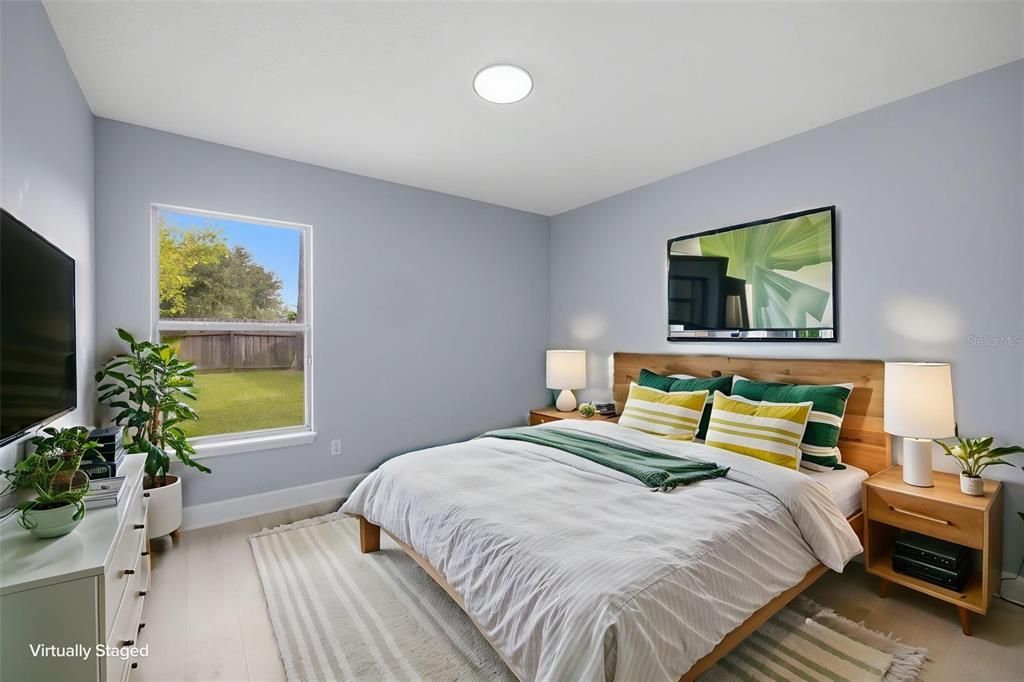 For Sale: $345,000 (3 beds, 2 baths, 1887 Square Feet)