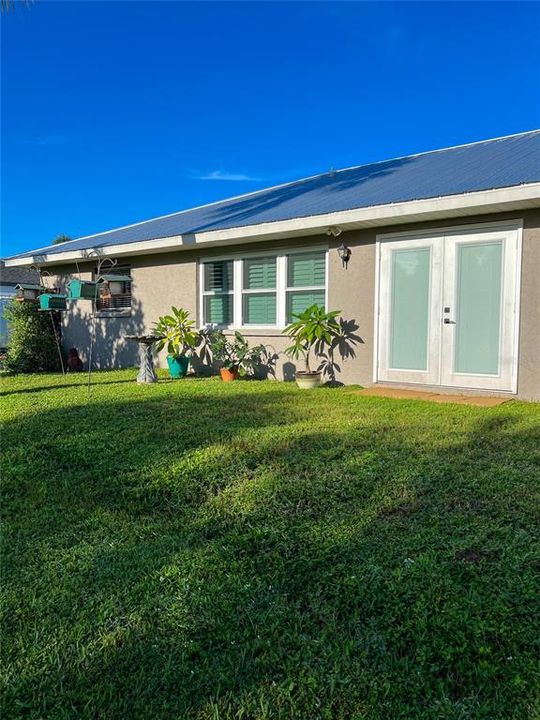 For Sale: $295,900 (3 beds, 2 baths, 1457 Square Feet)