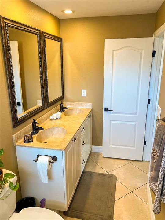 For Sale: $295,900 (3 beds, 2 baths, 1457 Square Feet)
