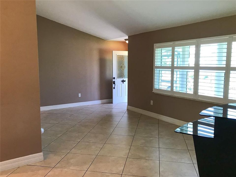 For Sale: $295,900 (3 beds, 2 baths, 1457 Square Feet)