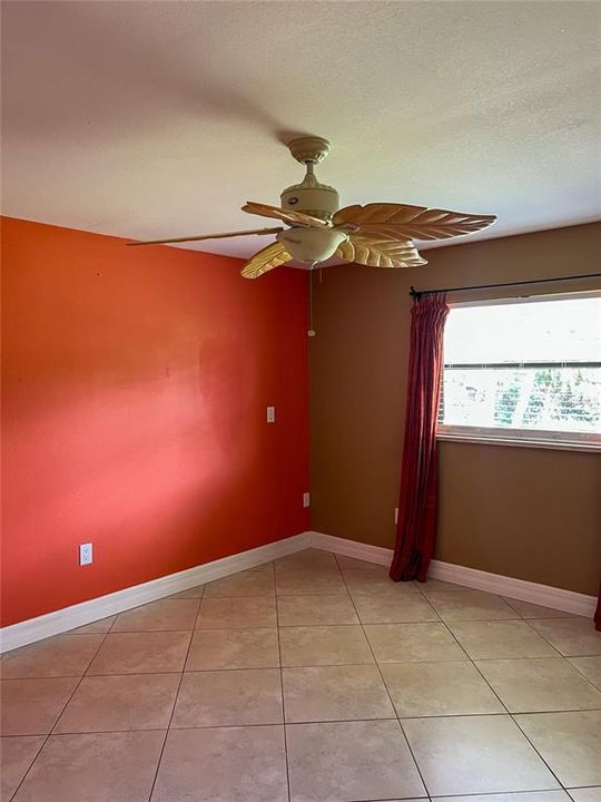 For Sale: $295,900 (3 beds, 2 baths, 1457 Square Feet)