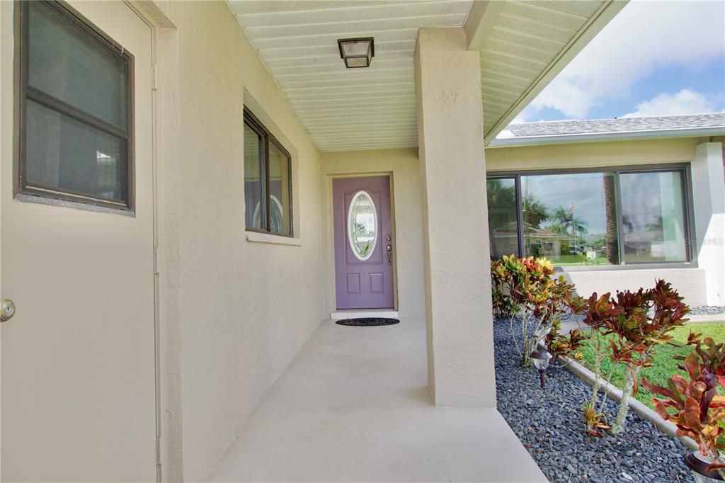 En Venta: $349,900 (2 camas, 2 baños, 1959 Pies cuadrados)