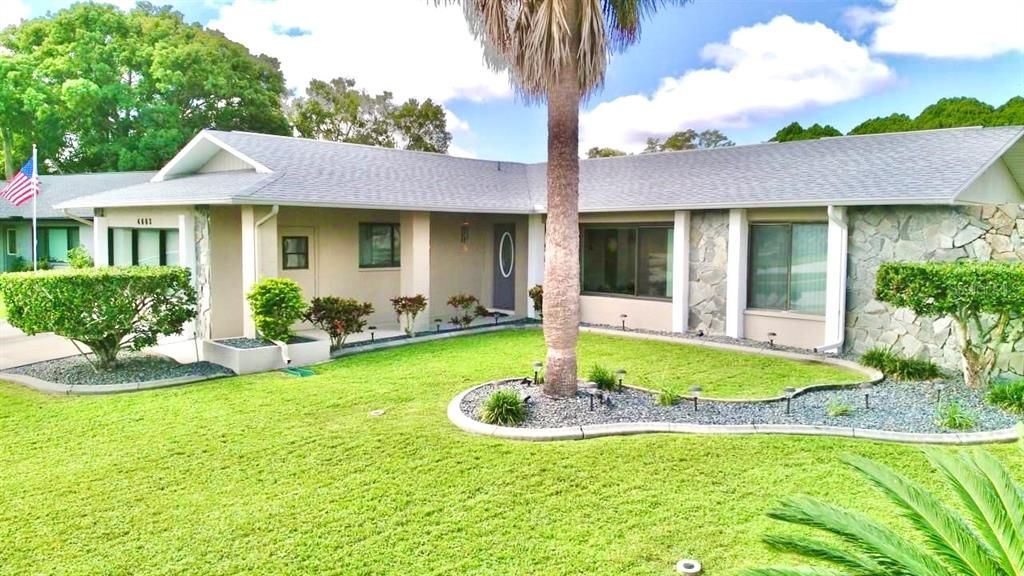 En Venta: $349,900 (2 camas, 2 baños, 1959 Pies cuadrados)