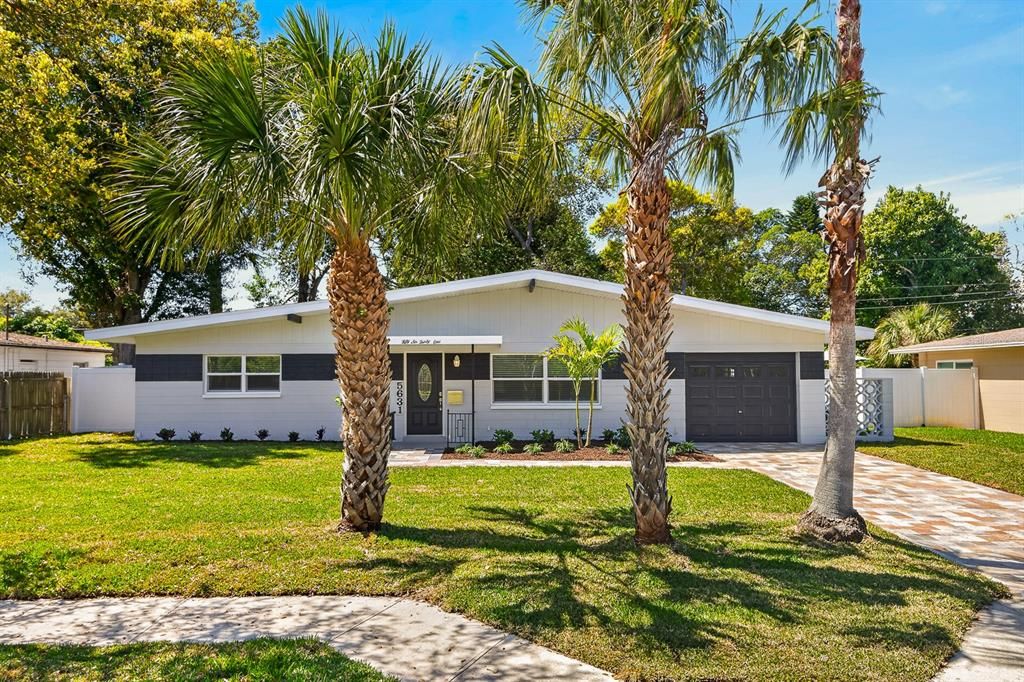 For Rent: $3,000 (3 beds, 2 baths, 1300 Square Feet)
