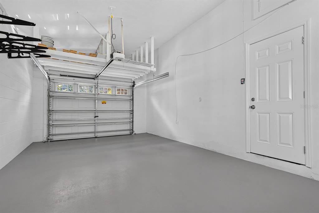 For Rent: $3,000 (3 beds, 2 baths, 1300 Square Feet)