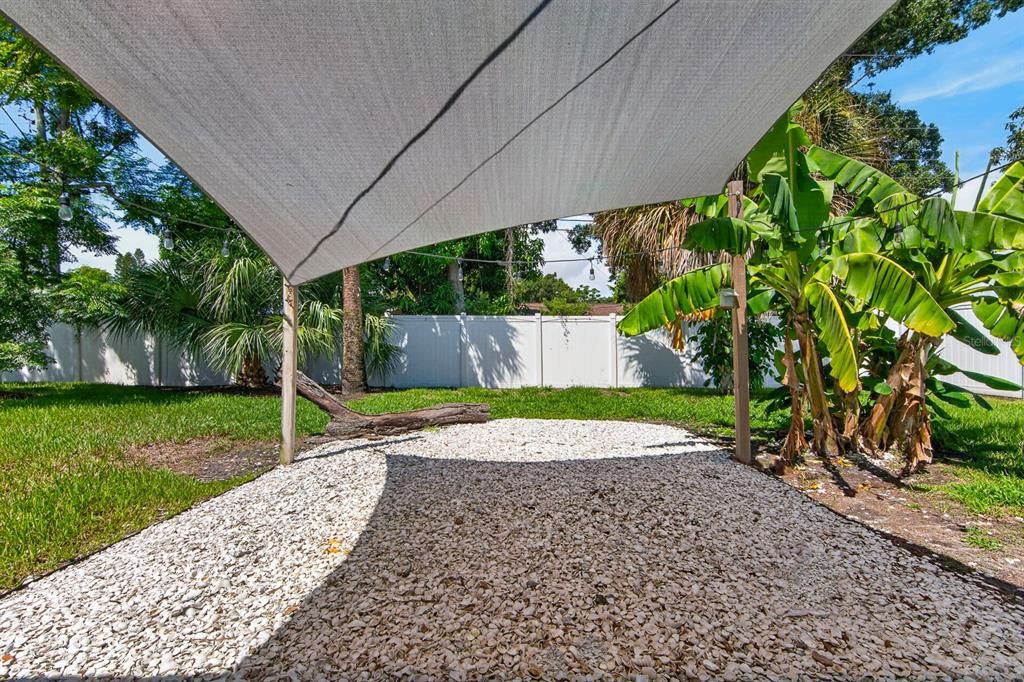 For Rent: $3,000 (3 beds, 2 baths, 1300 Square Feet)