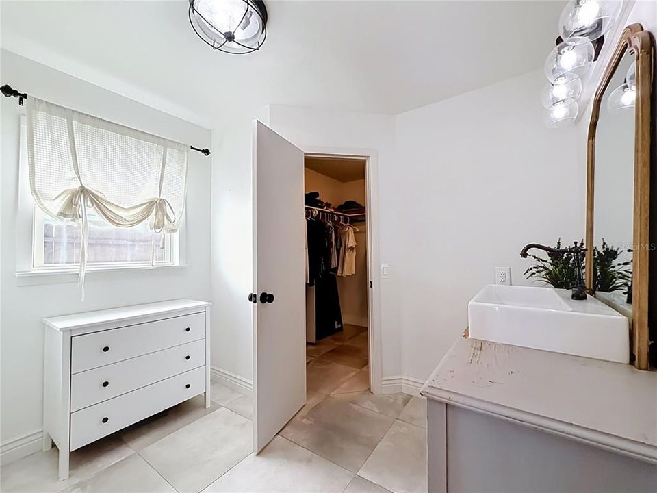 На продажу: $525,000 (4 спален, 2 ванн, 2181 Квадратных фут)
