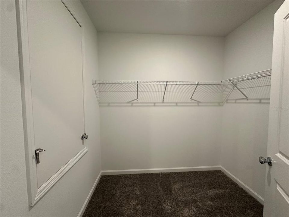 For Sale: $319,000 (3 beds, 2 baths, 1560 Square Feet)