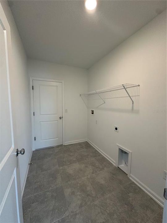 For Sale: $319,000 (3 beds, 2 baths, 1560 Square Feet)