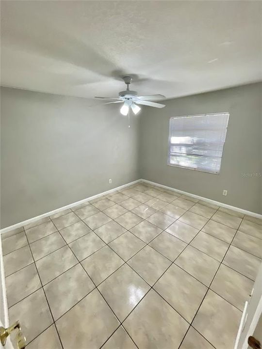 For Rent: $2,200 (3 beds, 2 baths, 1476 Square Feet)
