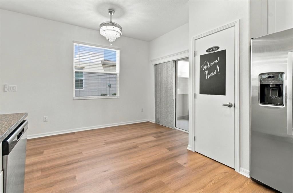 For Rent: $2,100 (2 beds, 2 baths, 1541 Square Feet)