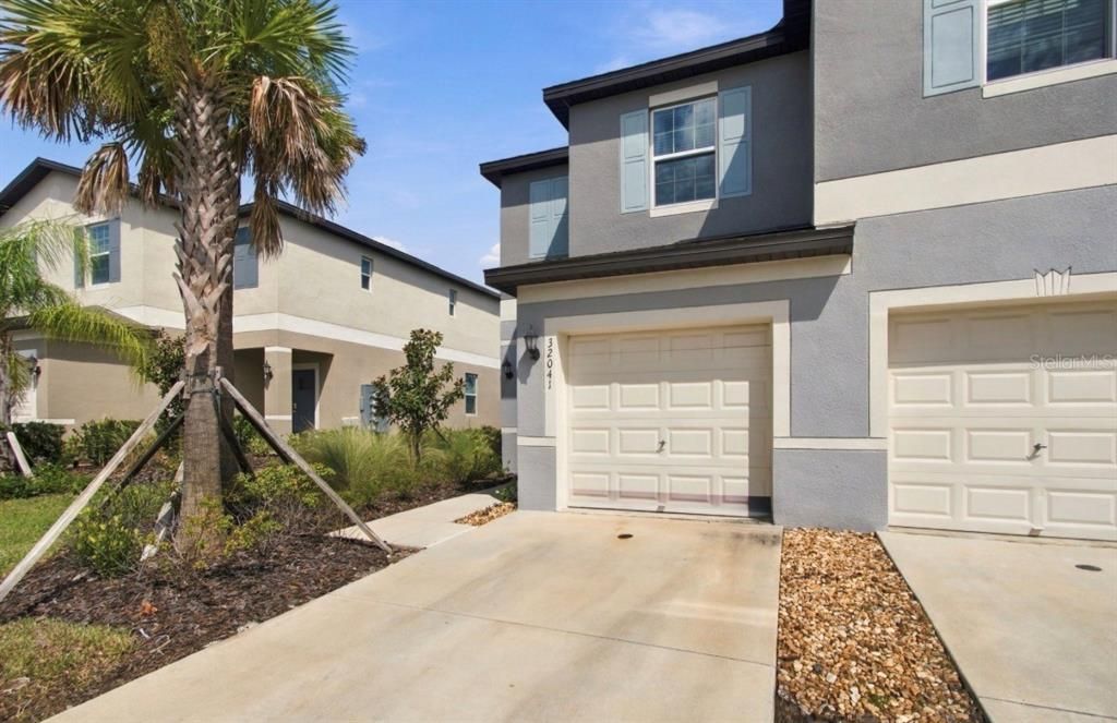 For Rent: $2,100 (2 beds, 2 baths, 1541 Square Feet)