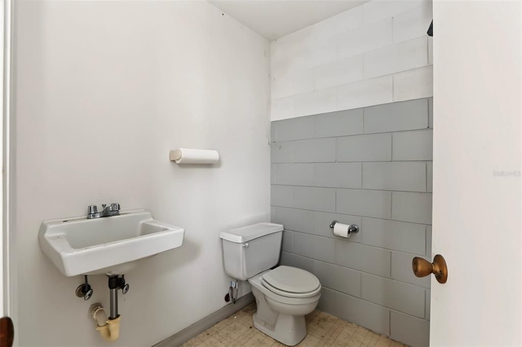 For Sale: $749,000 (3 beds, 2 baths, 2436 Square Feet)