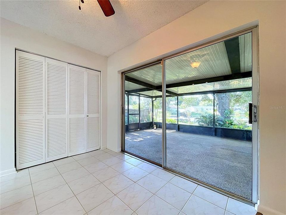 For Sale: $370,000 (3 beds, 2 baths, 1633 Square Feet)