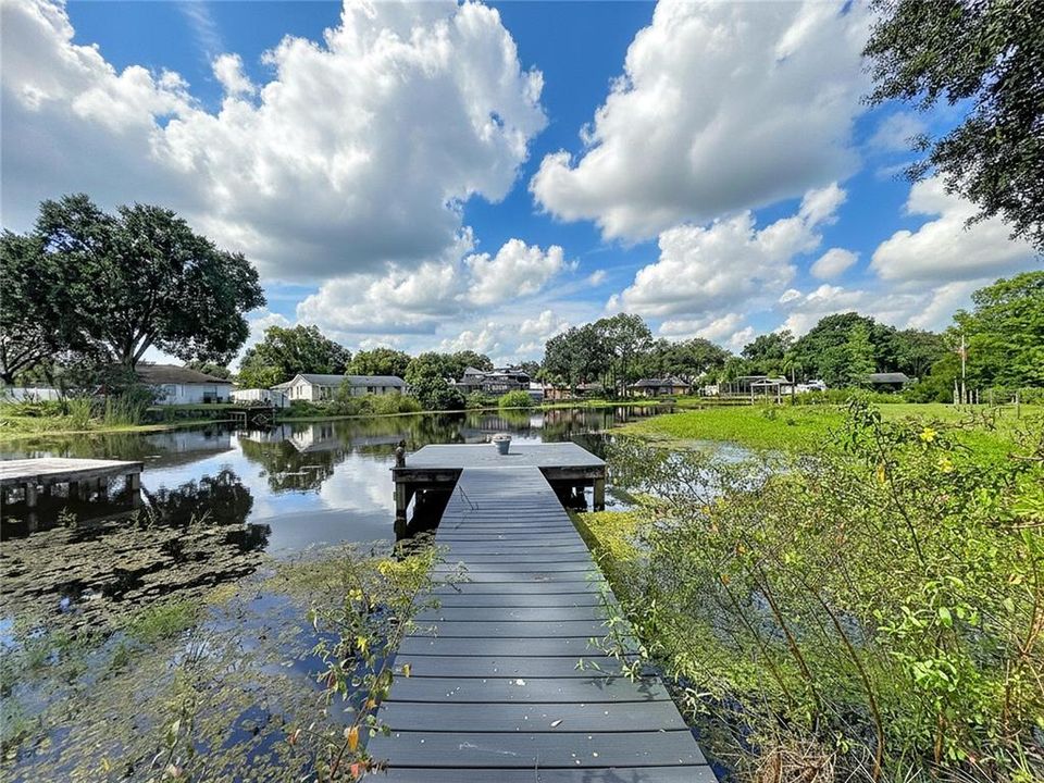 For Sale: $370,000 (3 beds, 2 baths, 1633 Square Feet)