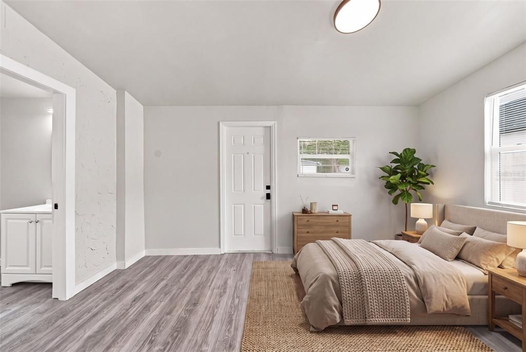 For Sale: $289,900 (3 beds, 2 baths, 921 Square Feet)