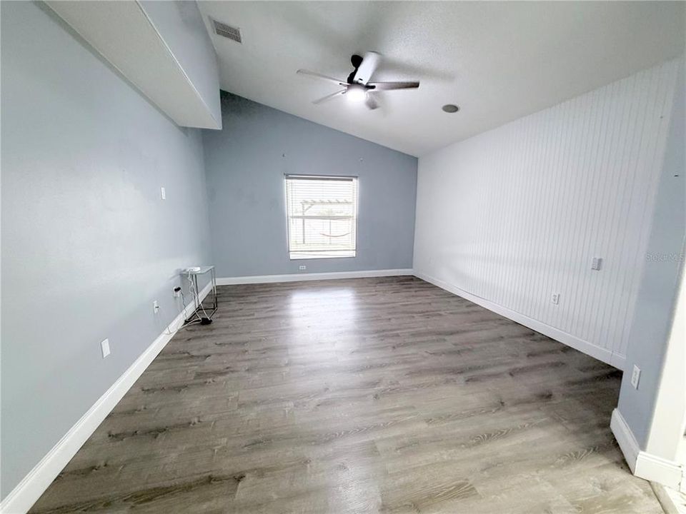 For Rent: $2,450 (3 beds, 2 baths, 1644 Square Feet)