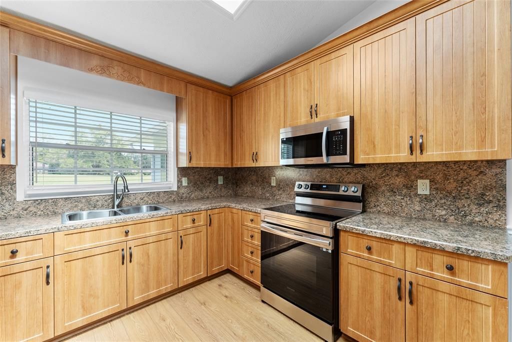 En Renta: $2,975 (3 camas, 2 baños, 1818 Pies cuadrados)