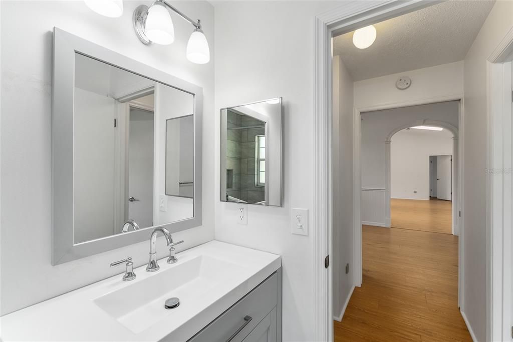En Renta: $2,975 (3 camas, 2 baños, 1818 Pies cuadrados)