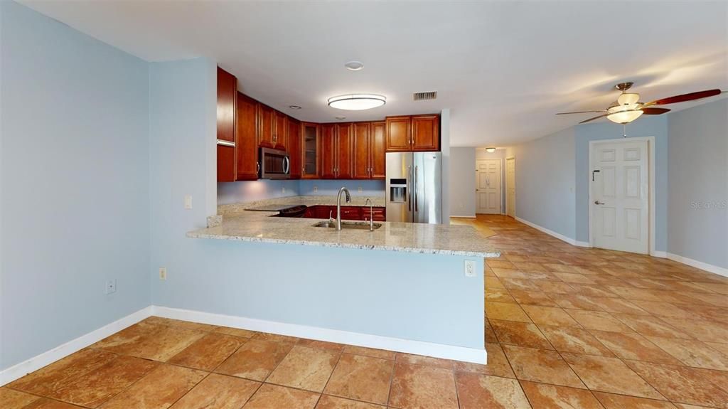 En Venta: $449,500 (3 camas, 2 baños, 1922 Pies cuadrados)
