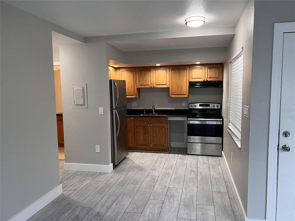 В аренду: $1,295 (1 спален, 1 ванн, 575 Квадратных фут)