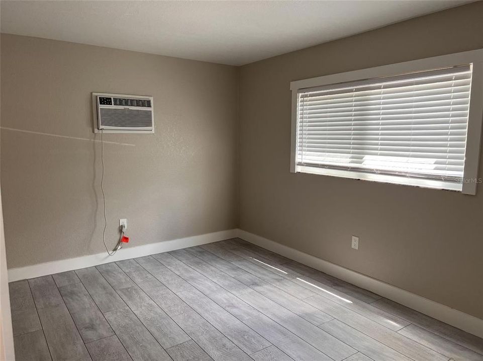 В аренду: $1,295 (1 спален, 1 ванн, 575 Квадратных фут)