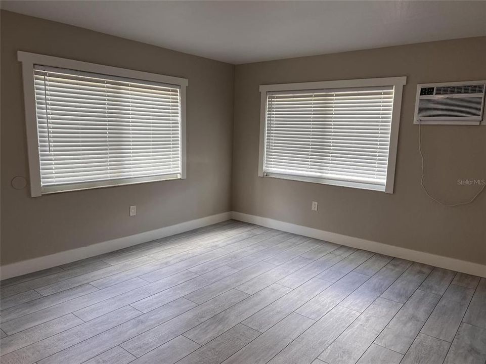 В аренду: $1,295 (1 спален, 1 ванн, 575 Квадратных фут)