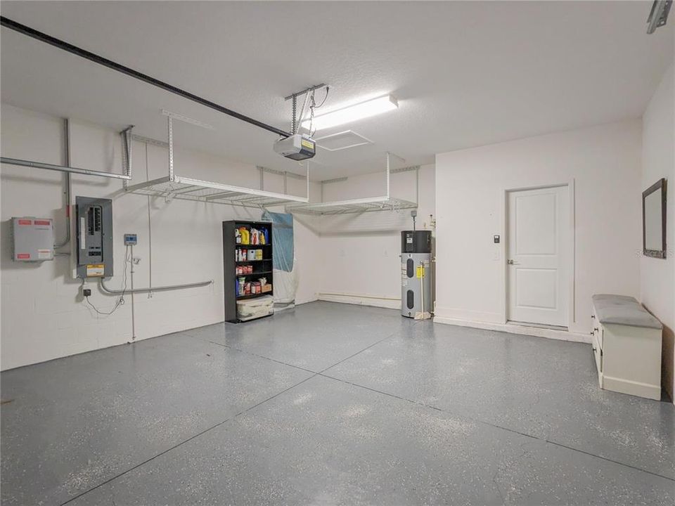 For Rent: $2,195 (3 beds, 2 baths, 1753 Square Feet)