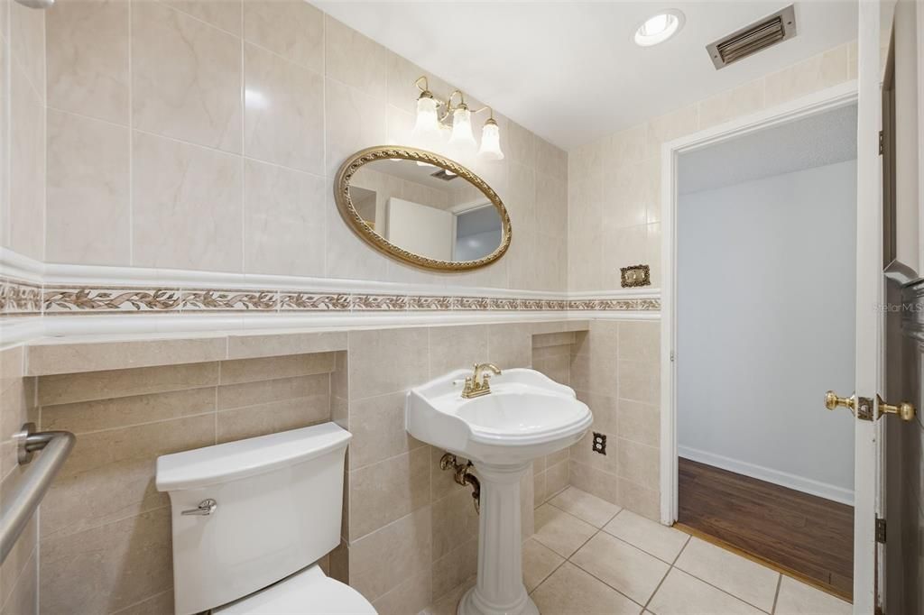 В аренду: $3,200 (2 спален, 2 ванн, 1320 Квадратных фут)