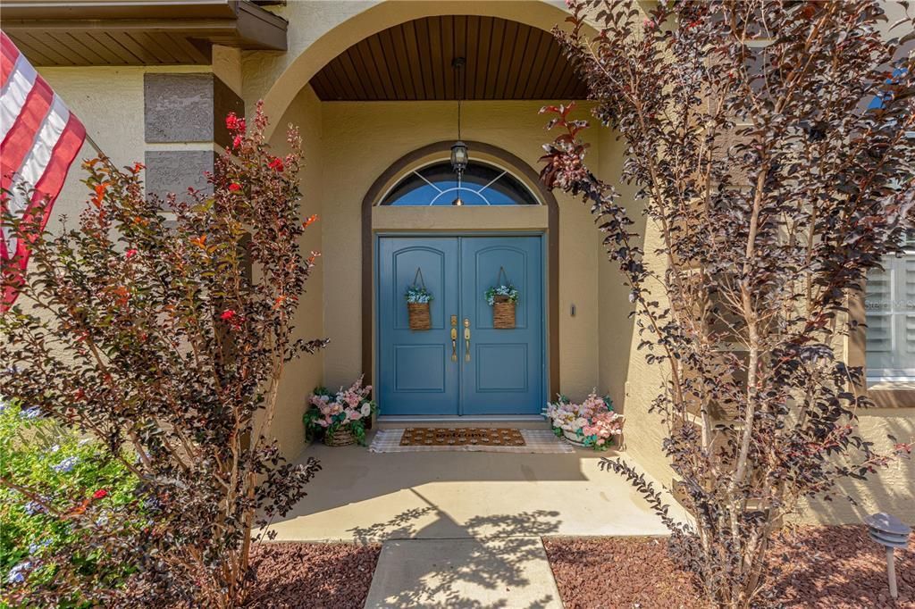 For Sale: $449,500 (3 beds, 2 baths, 2285 Square Feet)