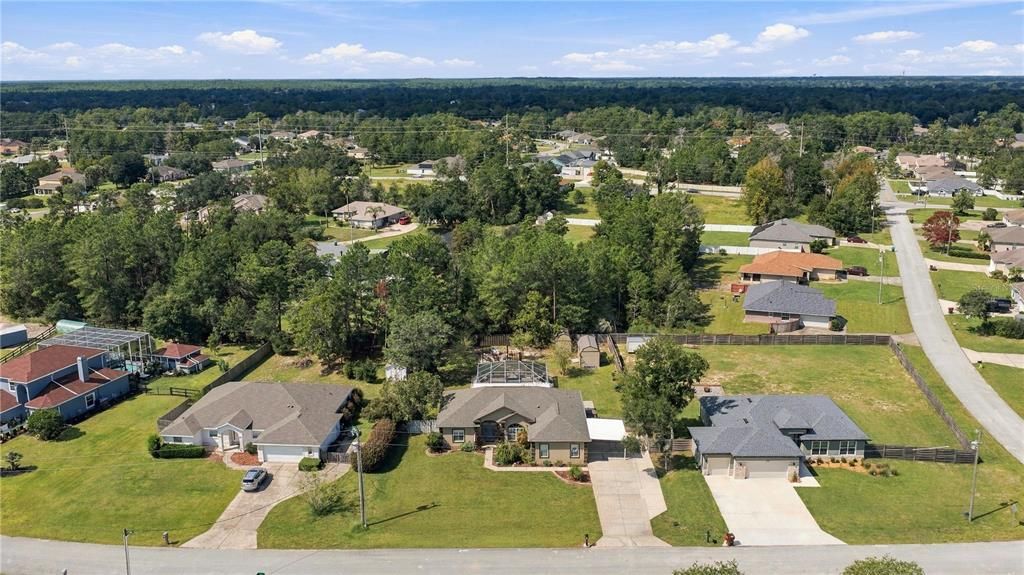 For Sale: $449,500 (3 beds, 2 baths, 2285 Square Feet)