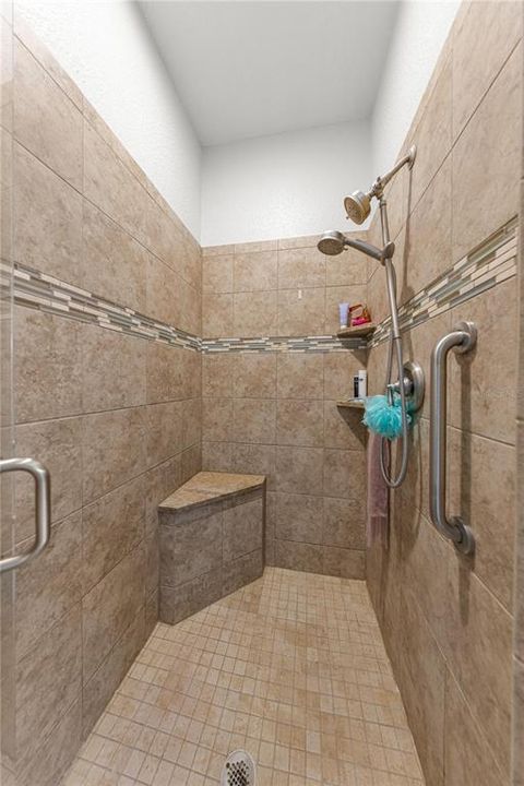 For Sale: $449,500 (3 beds, 2 baths, 2285 Square Feet)
