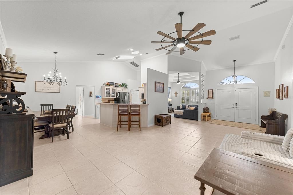 For Sale: $449,500 (3 beds, 2 baths, 2285 Square Feet)