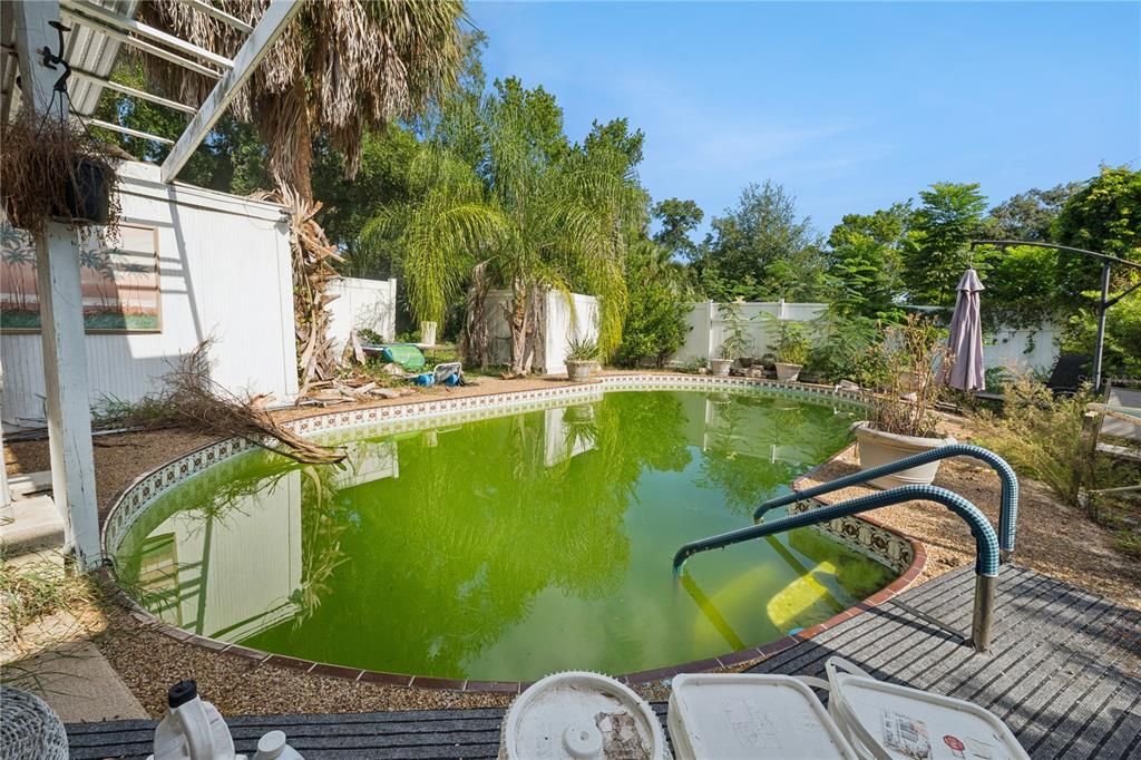 For Sale: $499,900 (3 beds, 3 baths, 2752 Square Feet)