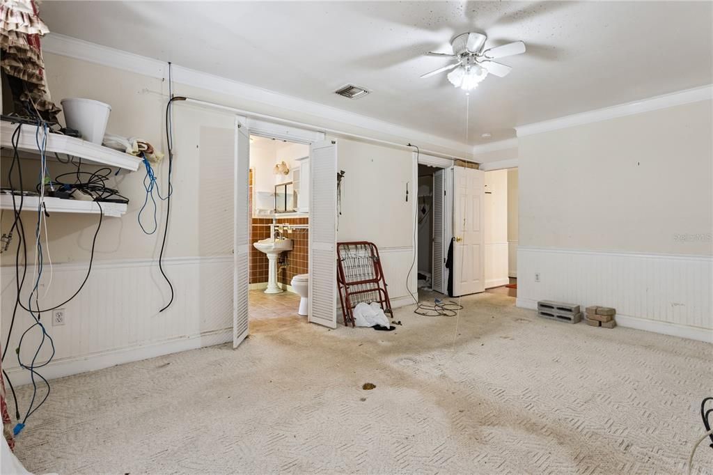 For Sale: $499,900 (3 beds, 3 baths, 2752 Square Feet)
