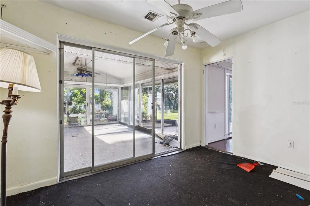 For Sale: $499,900 (3 beds, 3 baths, 2752 Square Feet)
