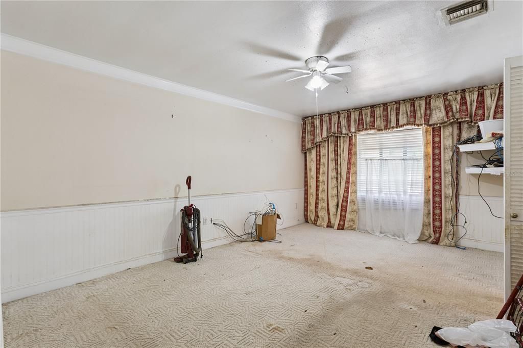 For Sale: $499,900 (3 beds, 3 baths, 2752 Square Feet)