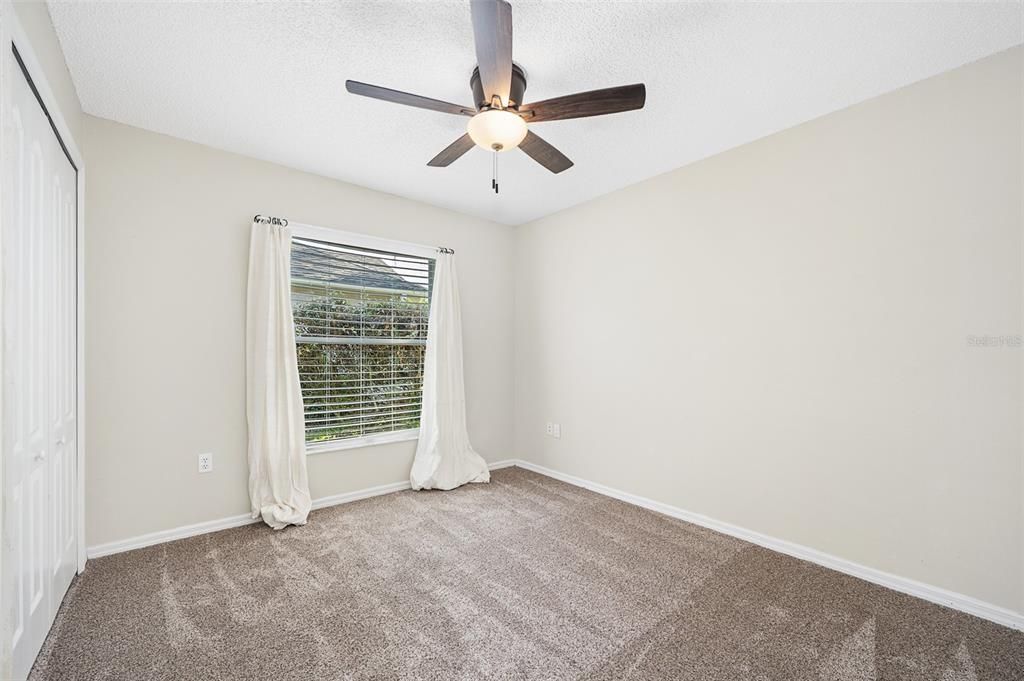 For Sale: $349,900 (3 beds, 2 baths, 1922 Square Feet)